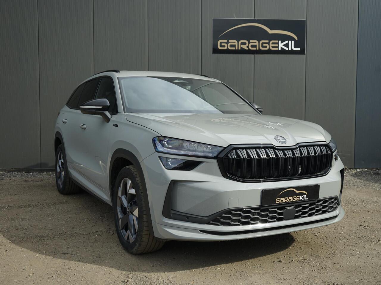 Skoda Kodiaq 1.5 TSI iV 150 kW DSG Sportline PHEV / Nieuw / Matrix / Panoramadak / Trekhaak / Lichtband in de grille / Achteruitrijcamera / Bestuurdersstoel met memory