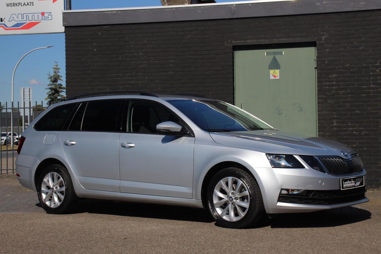 Skoda OCTAVIA 1.0 TSI Greentech Ambition Business Navi Clima Cruise PDC v+a Apple Carplay