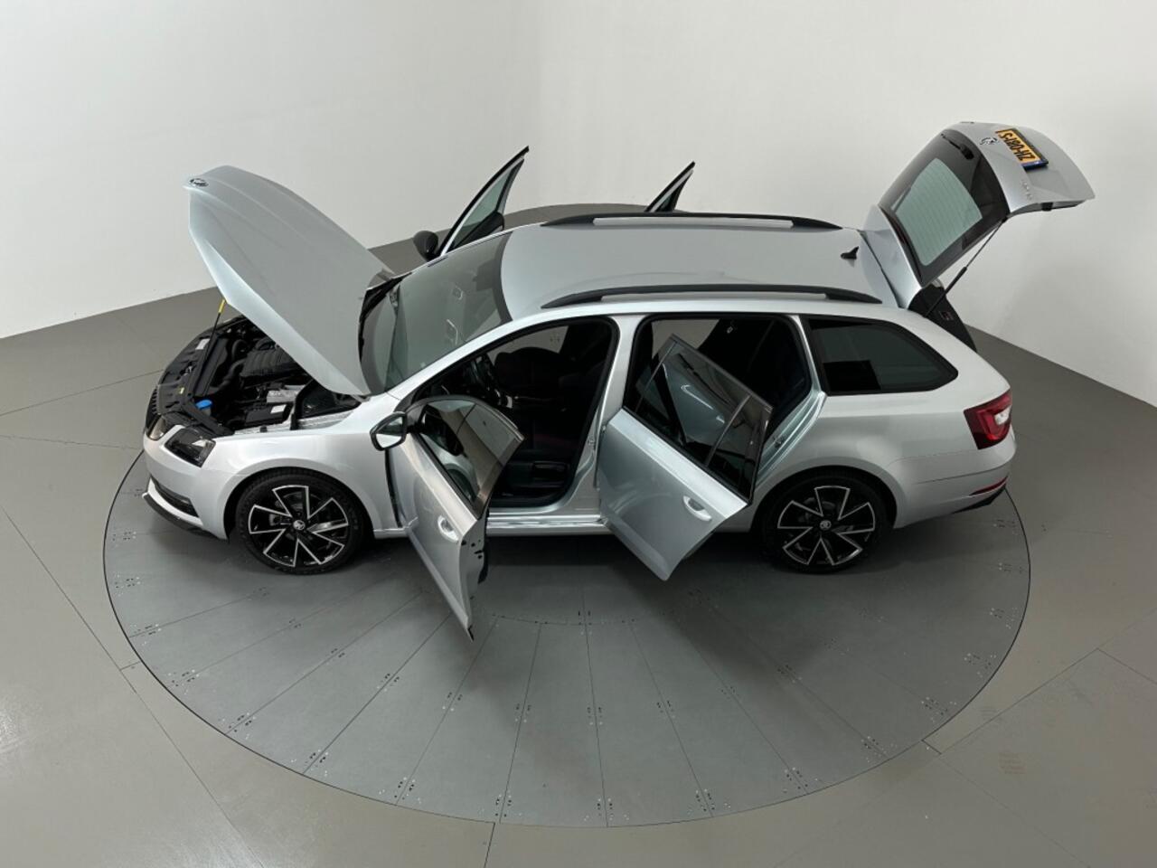 Skoda OCTAVIA 1.0 TSI SPORT BUSINESS 57.000KM