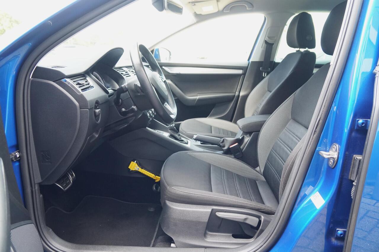 Skoda OCTAVIA 1.5 TSI Greentech Ambition Business Automaat + TREKHAAK / KEYLESS / VOORRUITVERWARMING