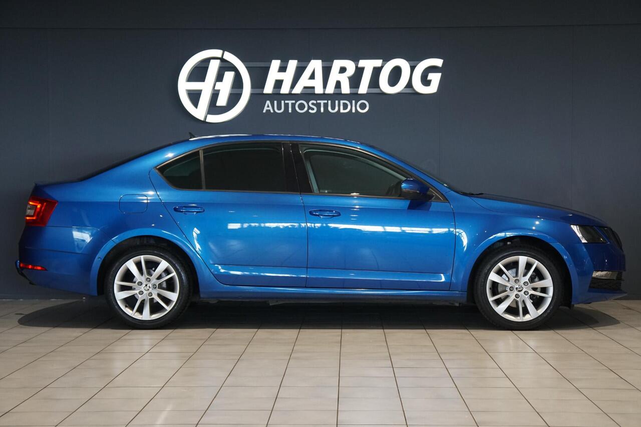 Skoda OCTAVIA 1.5 TSI Greentech Ambition Business Automaat + TREKHAAK / KEYLESS / VOORRUITVERWARMING