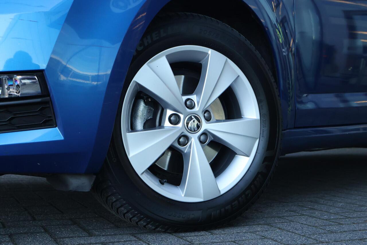 Skoda OCTAVIA Combi 1.0 TSI Greentech Ambition Business