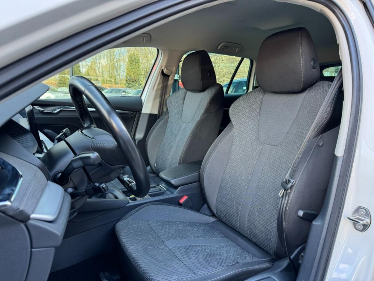 Skoda OCTAVIA 1.5 TSI First Ed. Nw. Model,Crystal LED,Virtual,Lane Ass.,Carpla