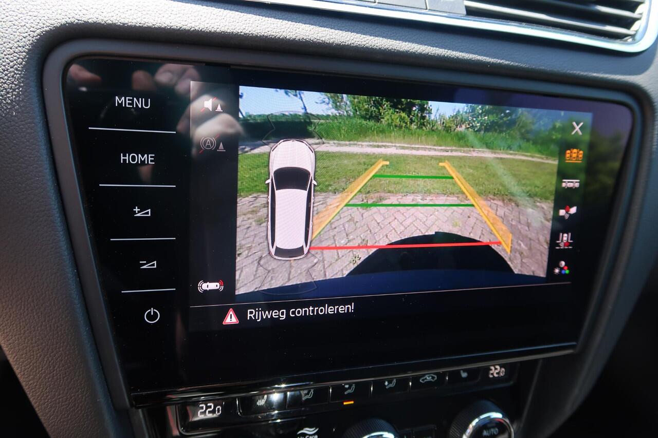 Skoda OCTAVIA Combi 2.0 TSI RS 245 Business VRS PANO-DAK/TREKHAAK/CAMERA/STOELVER/