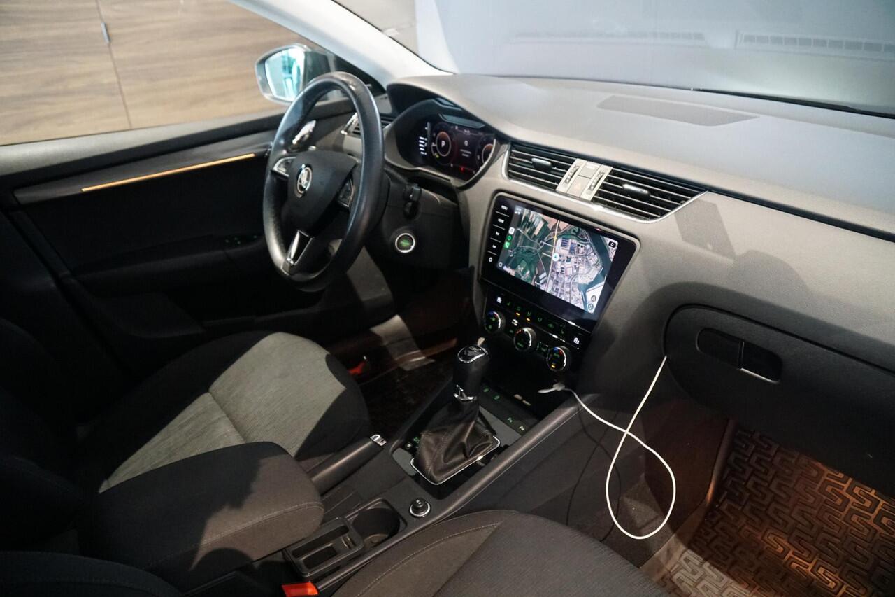 Skoda OCTAVIA Combi 1.5 TSI Greentech Business Edition Plus AUT. + VIRTUAL COCKPIT / TREKHAAK /