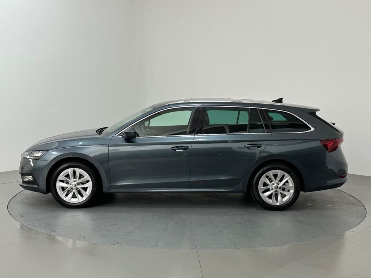 Skoda OCTAVIA 1.0 TSI BNS EDITION CHROOM CAMERA