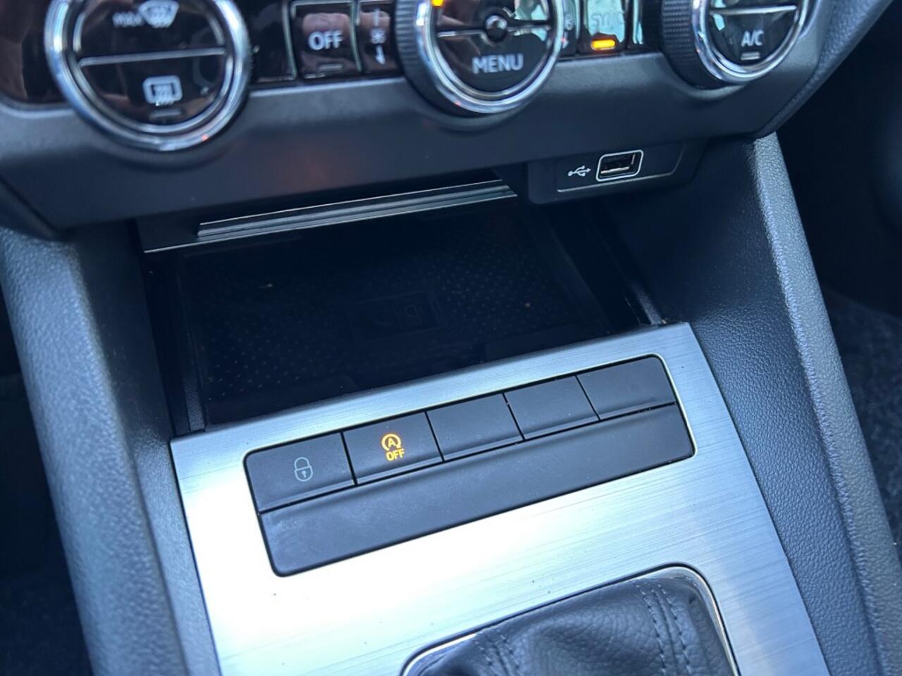 Skoda OCTAVIA 1.5 TSI Greentech Business Edition