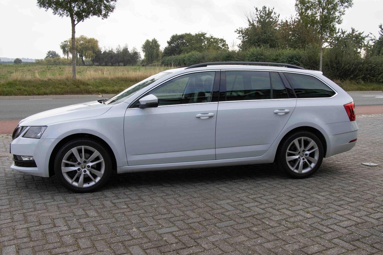 Skoda OCTAVIA Combi 1.0 TSI Greentech Business Edition