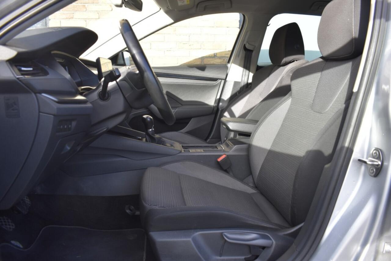 Skoda OCTAVIA 1.5 TSI Business Ed, Navi, Camera, Lane