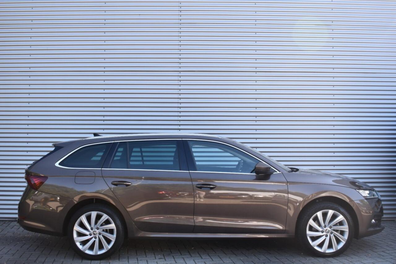 Skoda OCTAVIA COMBI 1.4 TSI IV PHEV / ADAP. CRUISE / LED PAKKET / P.CAM / VIRTUAL