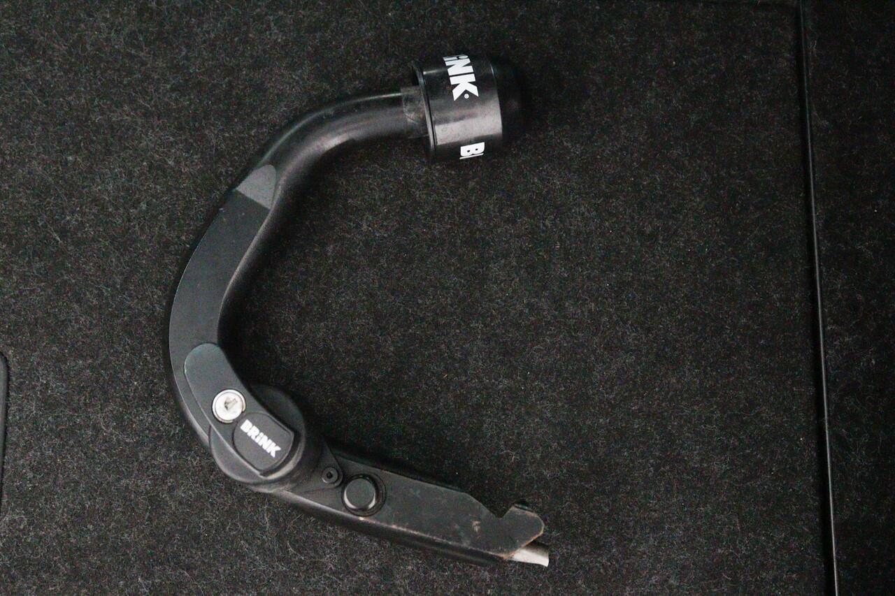 Skoda OCTAVIA Combi 1.5 TSI SPORT*AUTOMAAT*CRUISE*CARPLAY*ECC*HAAK*NAV