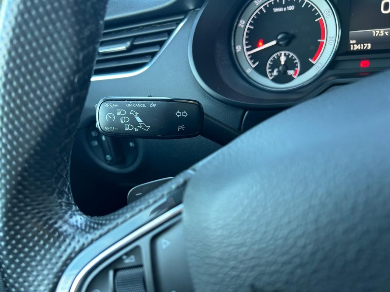 Skoda OCTAVIA 1.5 TSI Greentech Business Edition