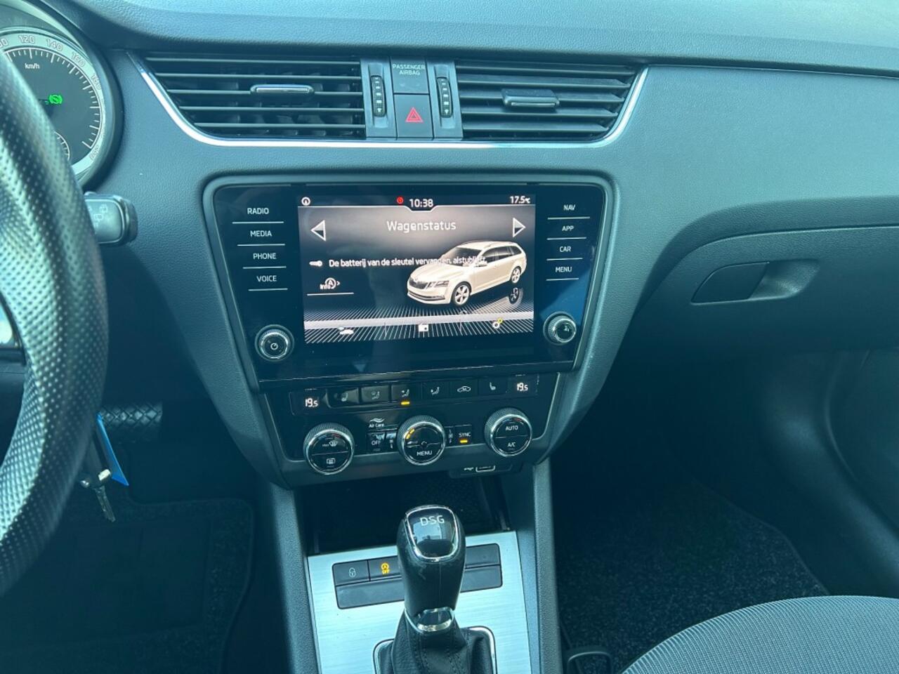 Skoda OCTAVIA 1.5 TSI Greentech Business Edition