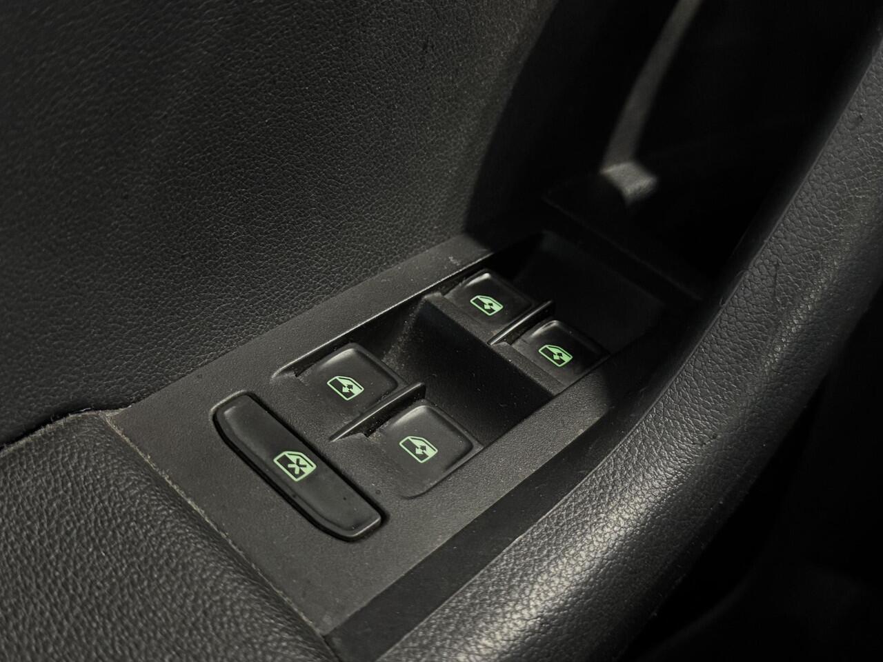 Skoda OCTAVIA 1.0 TSI Greentech Business Edition | Navi | Cruise | PDC | Clima + Stoelverw. | Carplay ( Vestiging - Nieuwegein )