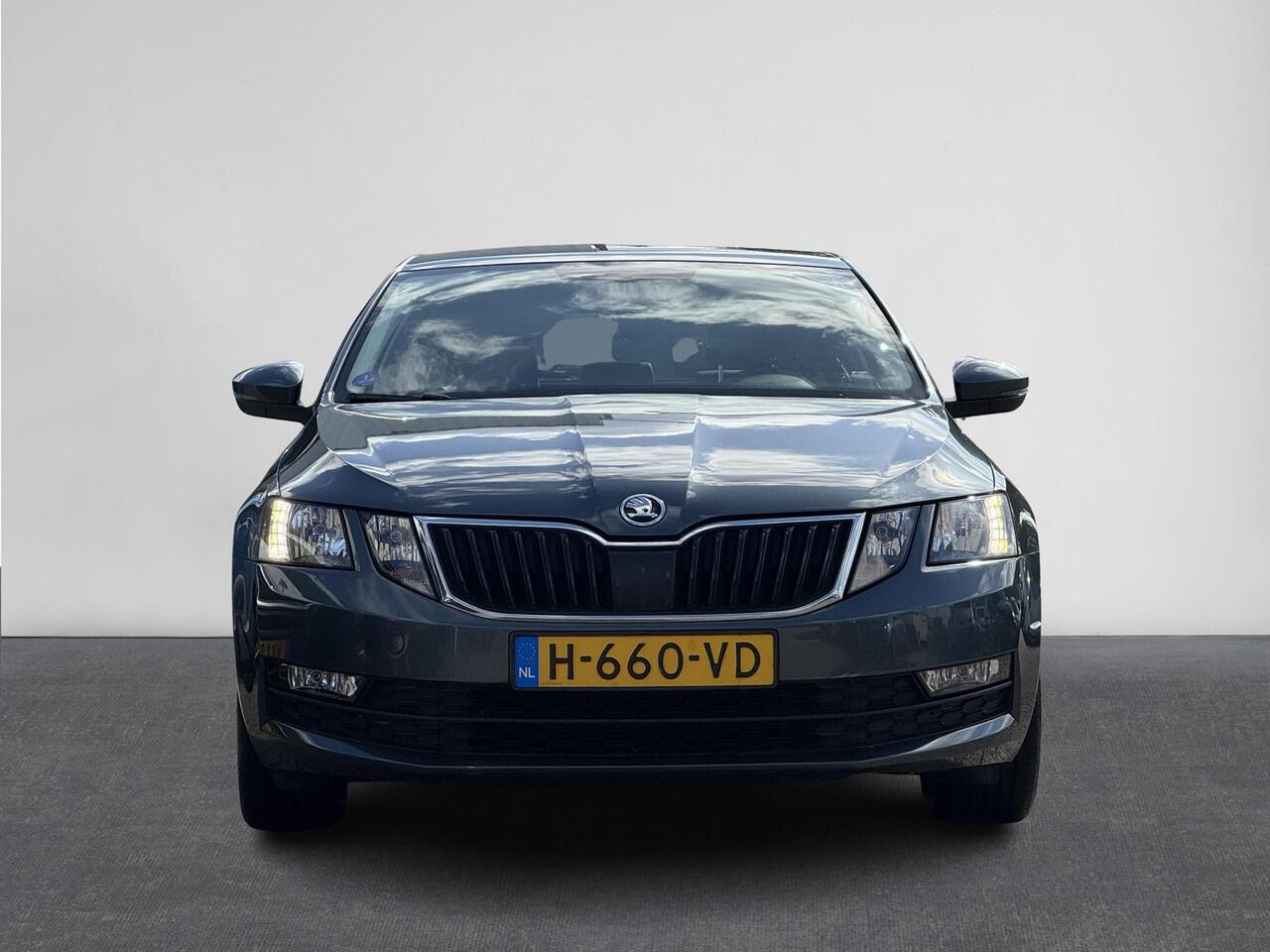 Skoda OCTAVIA 1.0 TSI Greentech Business Edition | Navi | Cruise | PDC | Clima + Stoelverw. | Carplay ( Vestiging - Nieuwegein )