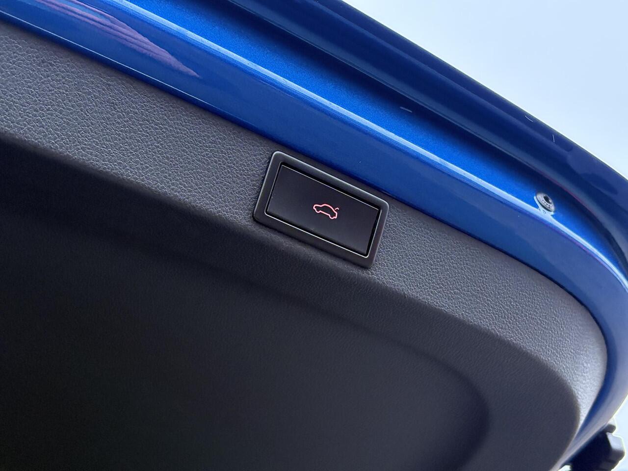 Skoda OCTAVIA Combi 1.4 TSI RS iV PHEV Business | 245pk | Stoel- & Stuurverwarming | Achteruitrijcamera