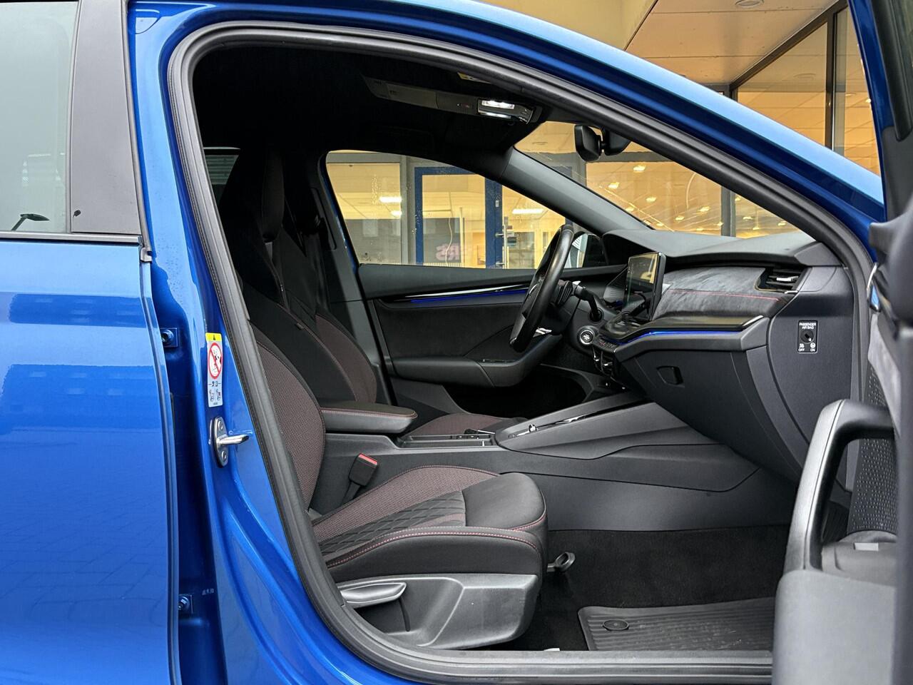 Skoda OCTAVIA Combi 1.4 TSI RS iV PHEV Business | 245pk | Stoel- & Stuurverwarming | Achteruitrijcamera