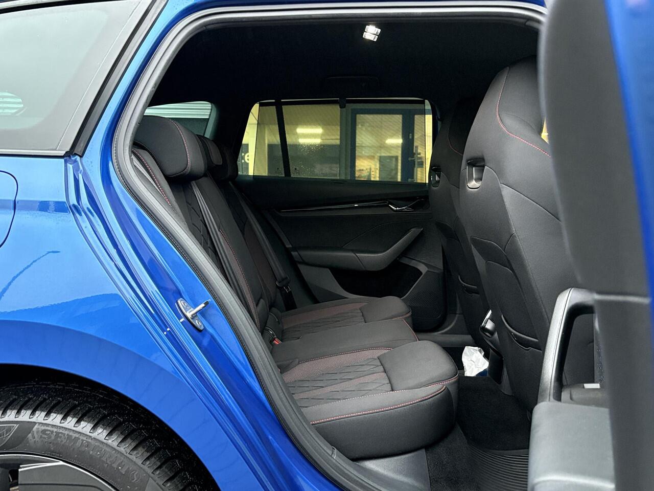 Skoda OCTAVIA Combi 1.4 TSI RS iV PHEV Business | 245pk | Stoel- & Stuurverwarming | Achteruitrijcamera