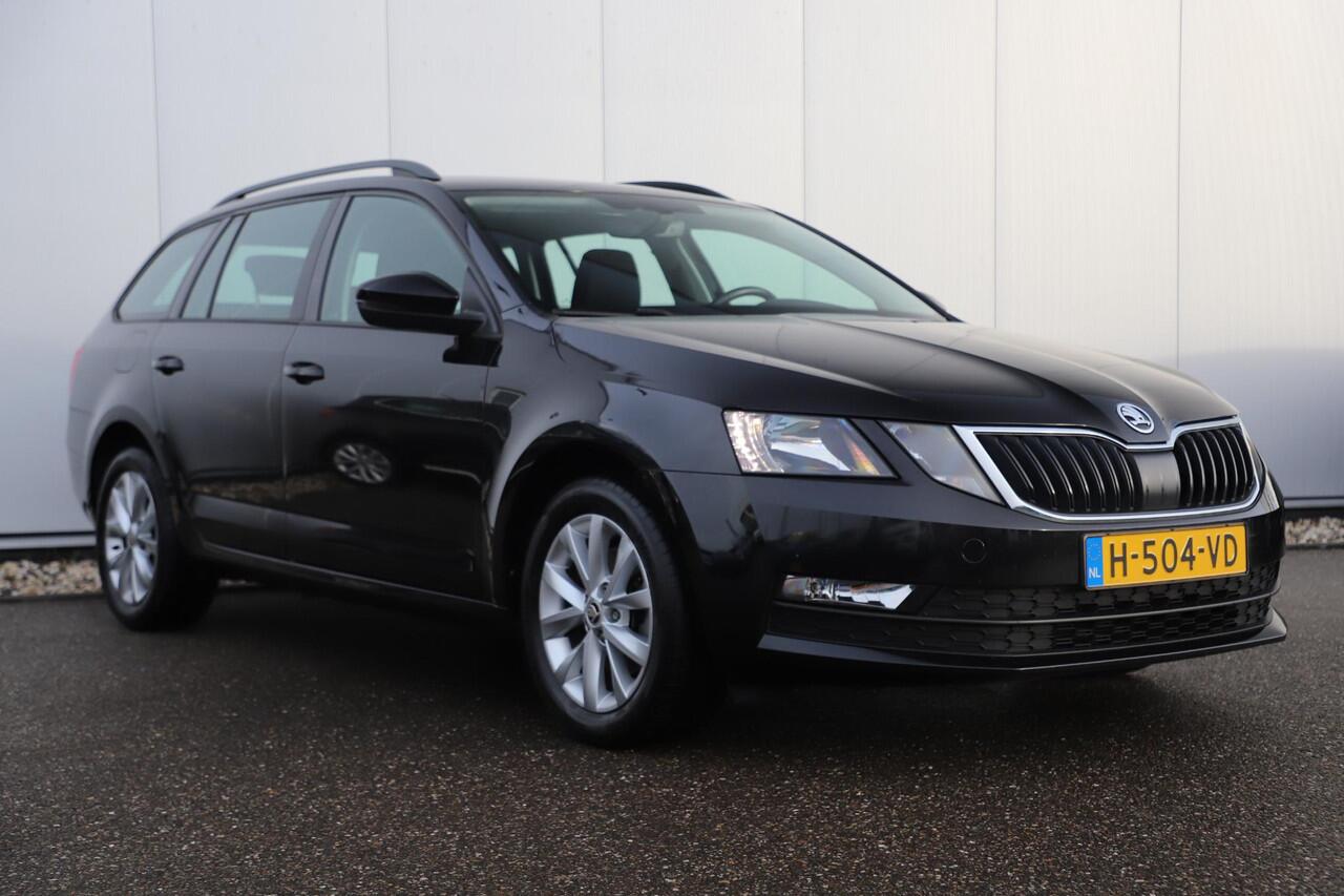 Skoda OCTAVIA Combi 1.0 TSI Greentech Business Edition NAP Trekhaak LMV Navigatie Carplay Android Climate Cruise Control LED Parkeersensor