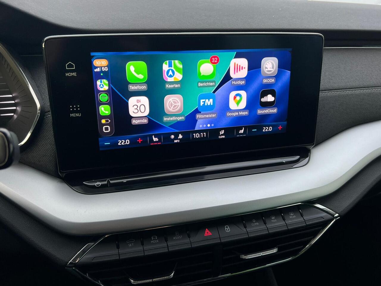 Skoda OCTAVIA Combi 1.5 TSI First Edition NL AUTO | STOELVERW | SFEEVRLICHTING |