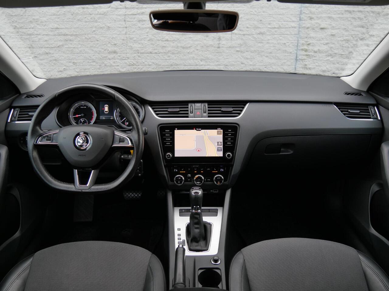 Skoda OCTAVIA COMBI 1.5TSi UPGRADE BUSINESS EDITION