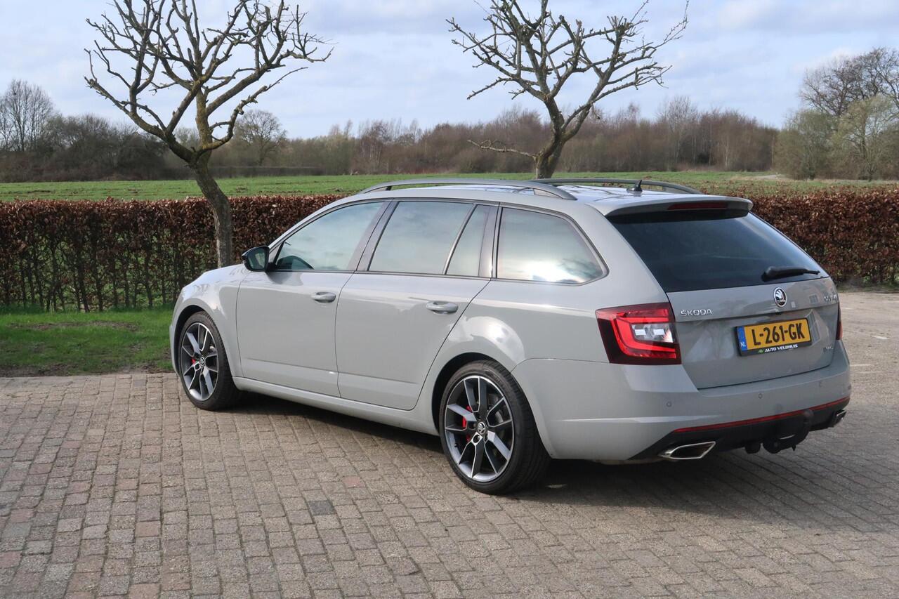 Skoda OCTAVIA Combi 2.0 TSI RS 245 Business VRS PANO-DAK/TREKHAAK/CAMERA/STOELVER/