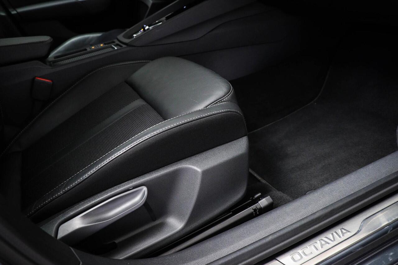 Skoda OCTAVIA 1.4 TSI iV PHEV Sportline Business