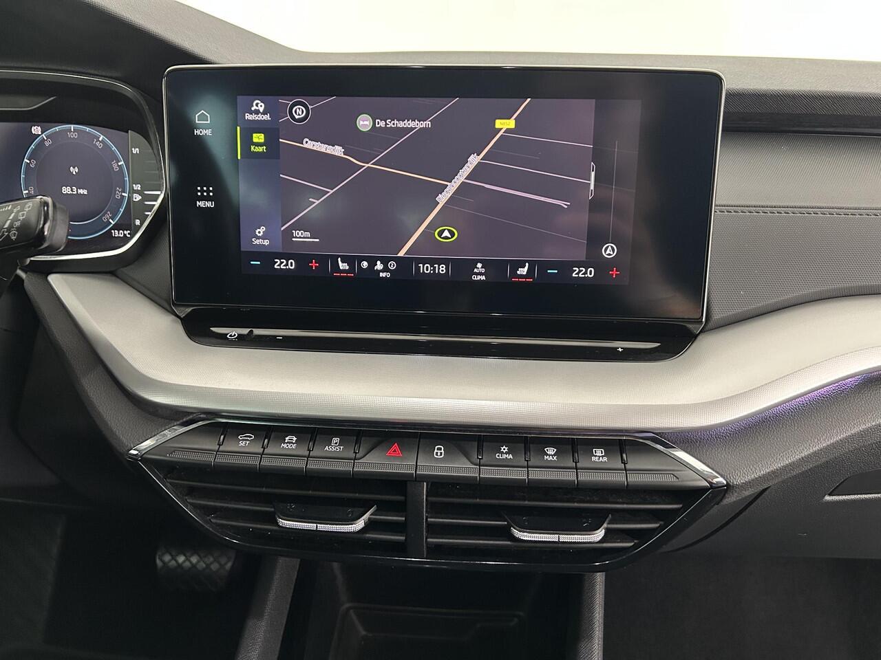 Skoda OCTAVIA Combi 1.4 TSI 204pk iV PHEV Business Edition Camera Stoelverwarming Virtual Cockpit Navigatie