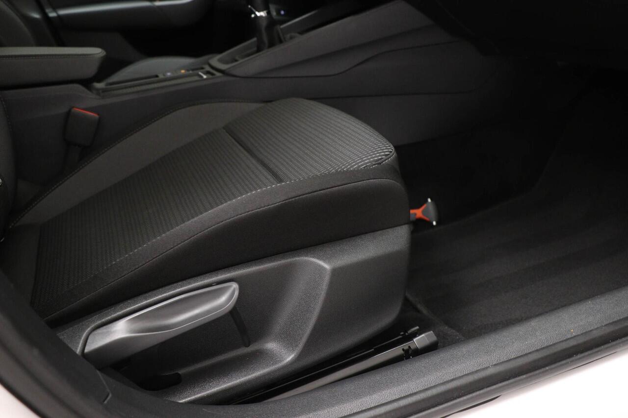 Skoda OCTAVIA Combi 1.0 TSI Business Edition | LED | SMARTLINK | DAB | TREKHAAK