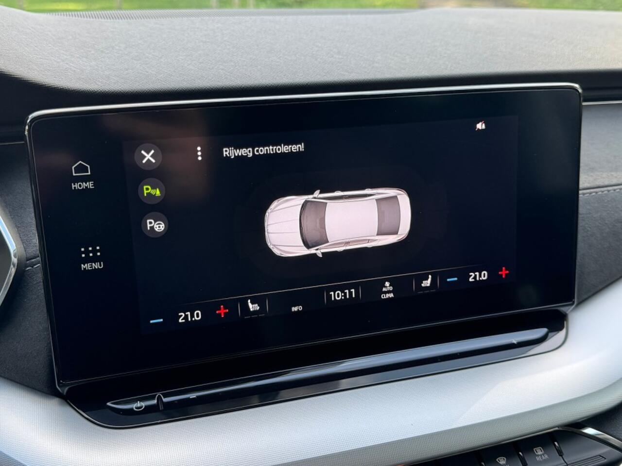 Skoda OCTAVIA 1.0 TSI Bns Edition Plus ecc,1/2leer,digidash,lmv,navi,pdc,chroom