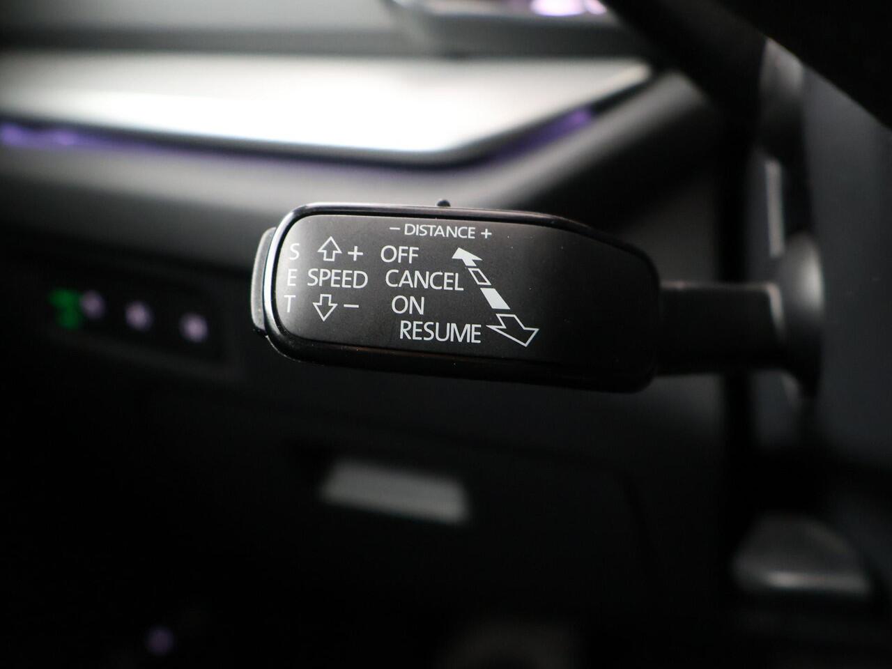 Skoda OCTAVIA 1.4 TSI iV PHEV Business Edition | 204 PK | SoH 94 % | Adaptive Cruisecontrol | Achteruitrij camera | Stoelverwarming