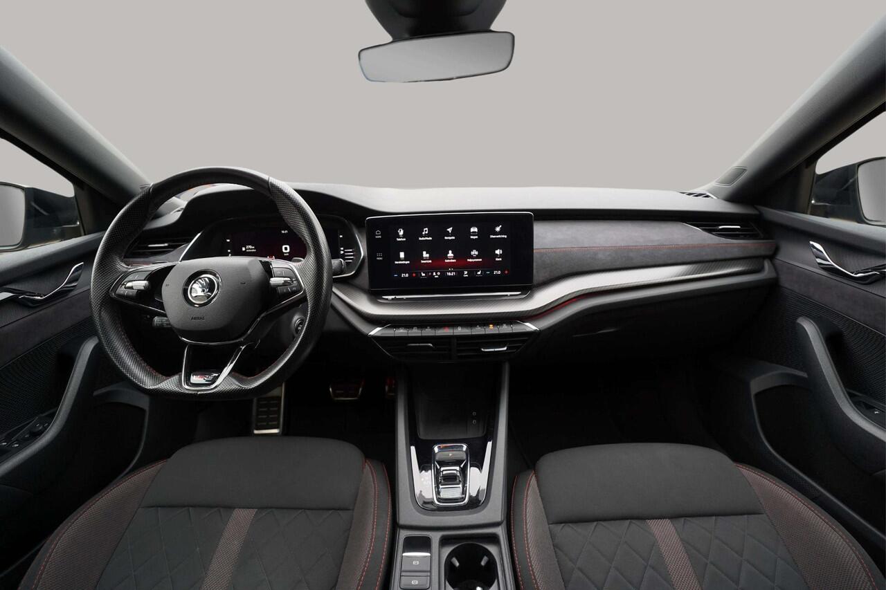 Skoda OCTAVIA Combi 2.0 TSI RS 245 Business | DSG| Pano | Trekhaak