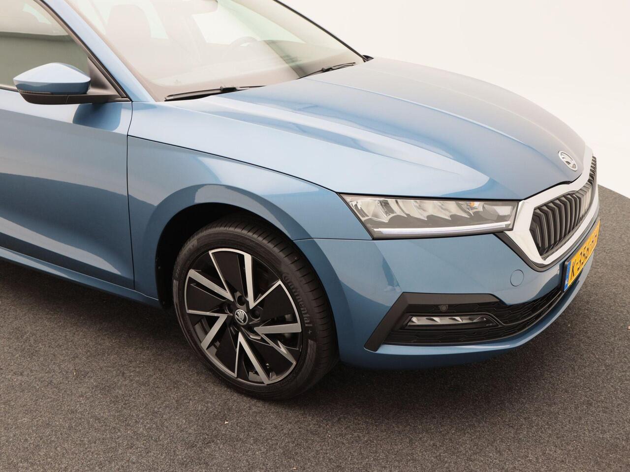 Skoda OCTAVIA Combi 1.4 TSi iV 204 Pk Automaat PHEV Business Edition | Camera | CarPlay | 18 Inch | Adaptive Cruise | Climate | 94.152 Km!!