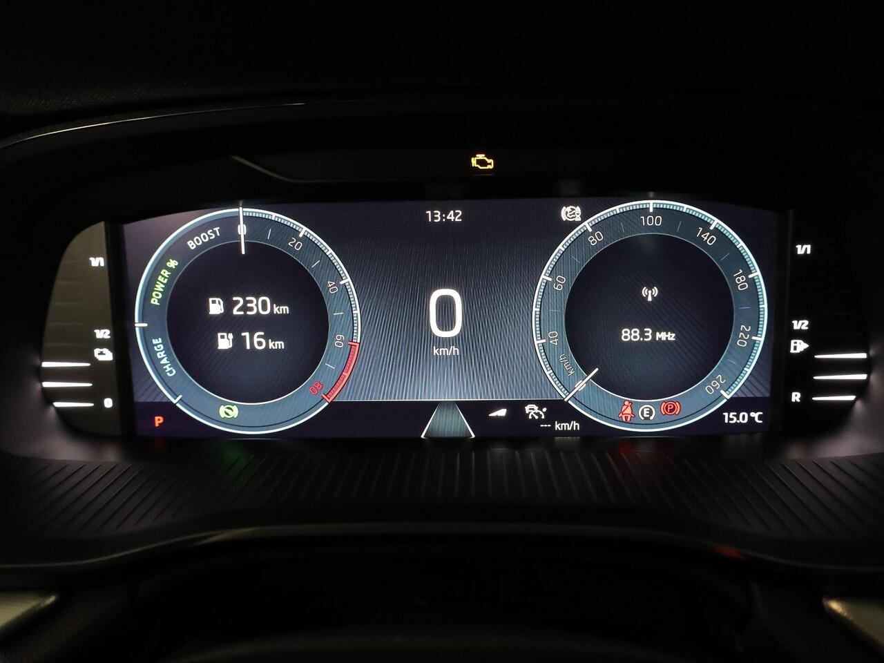 Skoda OCTAVIA Combi 1.4 TSI iV PHEV Business Edition Plus 204pk| Navi| trekhaak| 18'LM-velgen |verwarmde stln+voorruit| SOH 94%