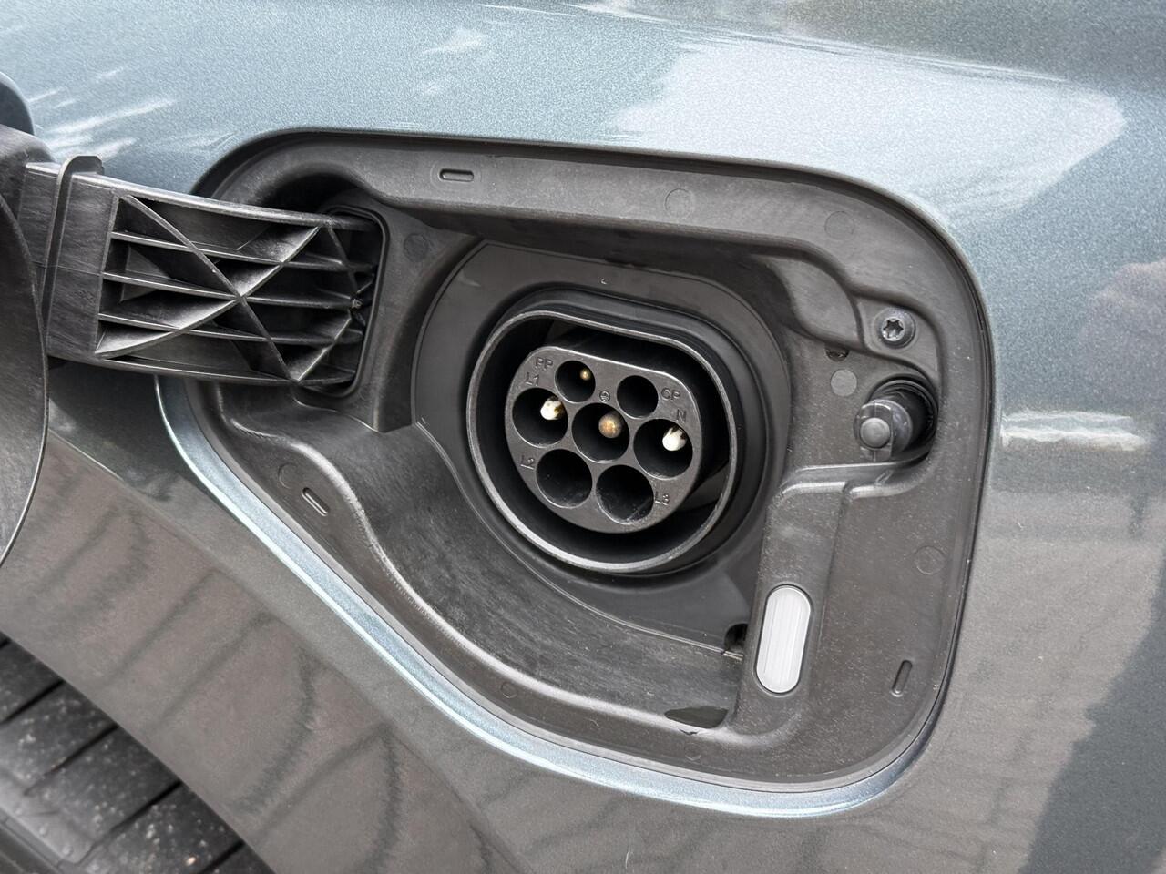 Skoda OCTAVIA Combi 1.4 TSI iV PHEV Business Edition / Dealer Onderhouden / Elektrische Achterklep / Apple Carplay&Android Auto / Achteruitrij Camera / Keyless /