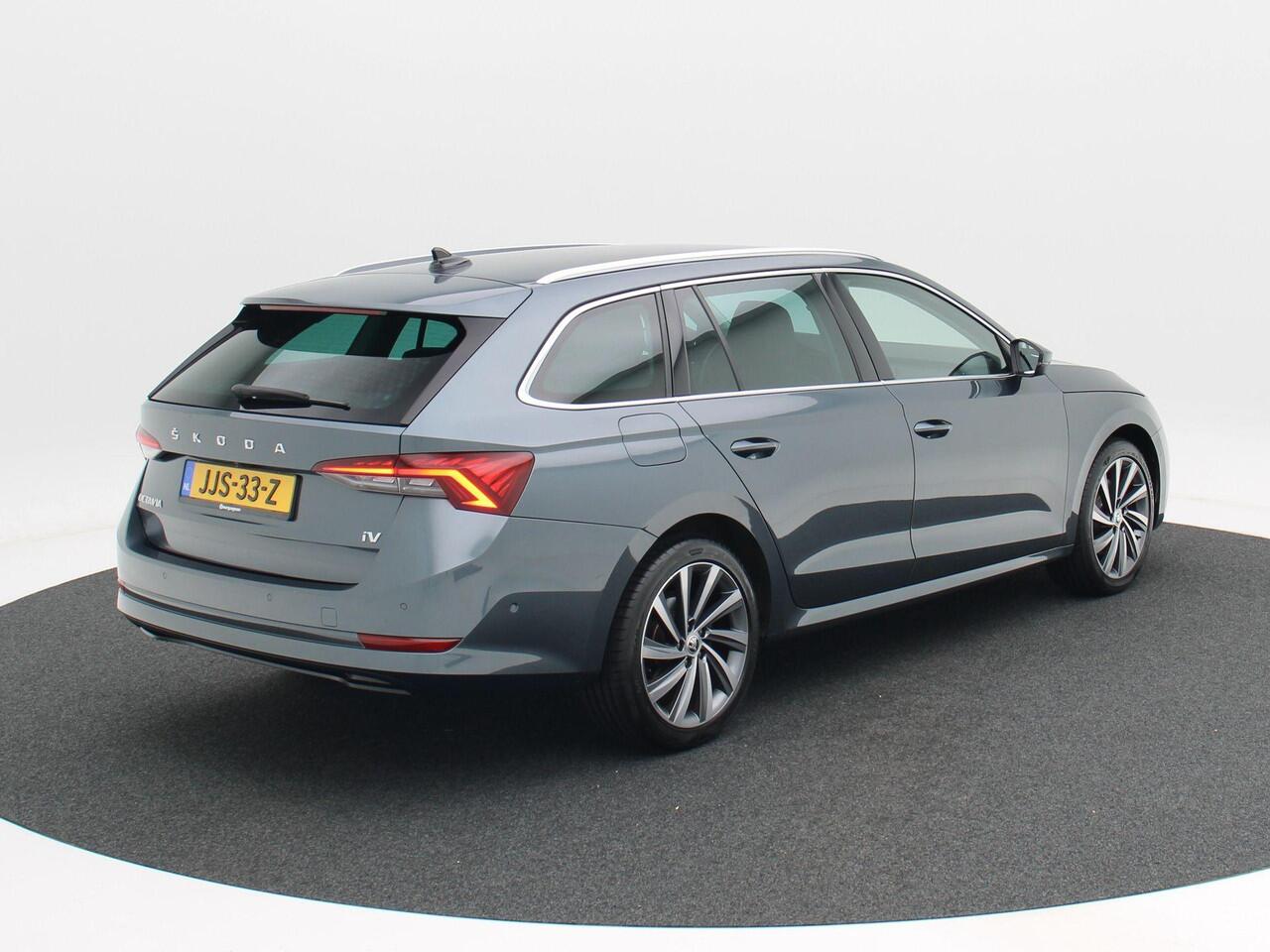 Skoda OCTAVIA Combi 1.4 TSi iV 204 Pk Automaat PHEV Business Edition+ | LED Matrix | Head-Up | Navi | Camera | Climate 3-Zone | Stoelverwarming | 18 Inch | 61.592 Km!!