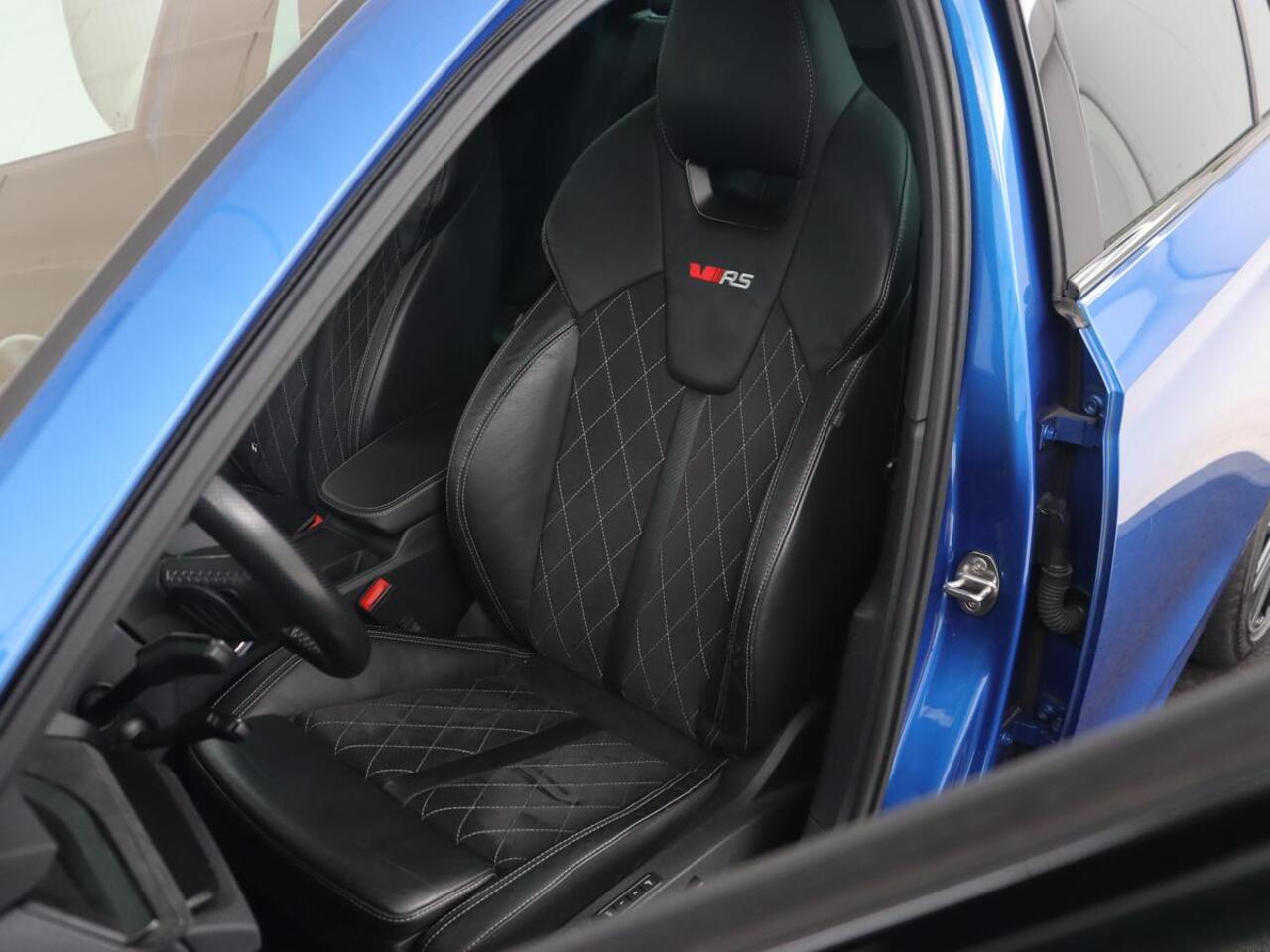 Skoda OCTAVIA 1.4 TSI RS iV PHEV Business | Panoramadak | Head-Up | Leder/Alcantara | Stoelverwarming | Memory | Camera | Carplay | Matrix LED | Achterbankverwarming | Adaptive cruise | Plug In