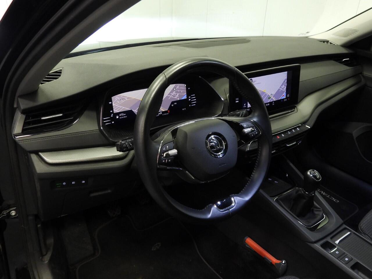 Skoda OCTAVIA Combi 1.0 TSI Business Edition NAVI/VIRTUAL/LED/TREKH/18"LMV!