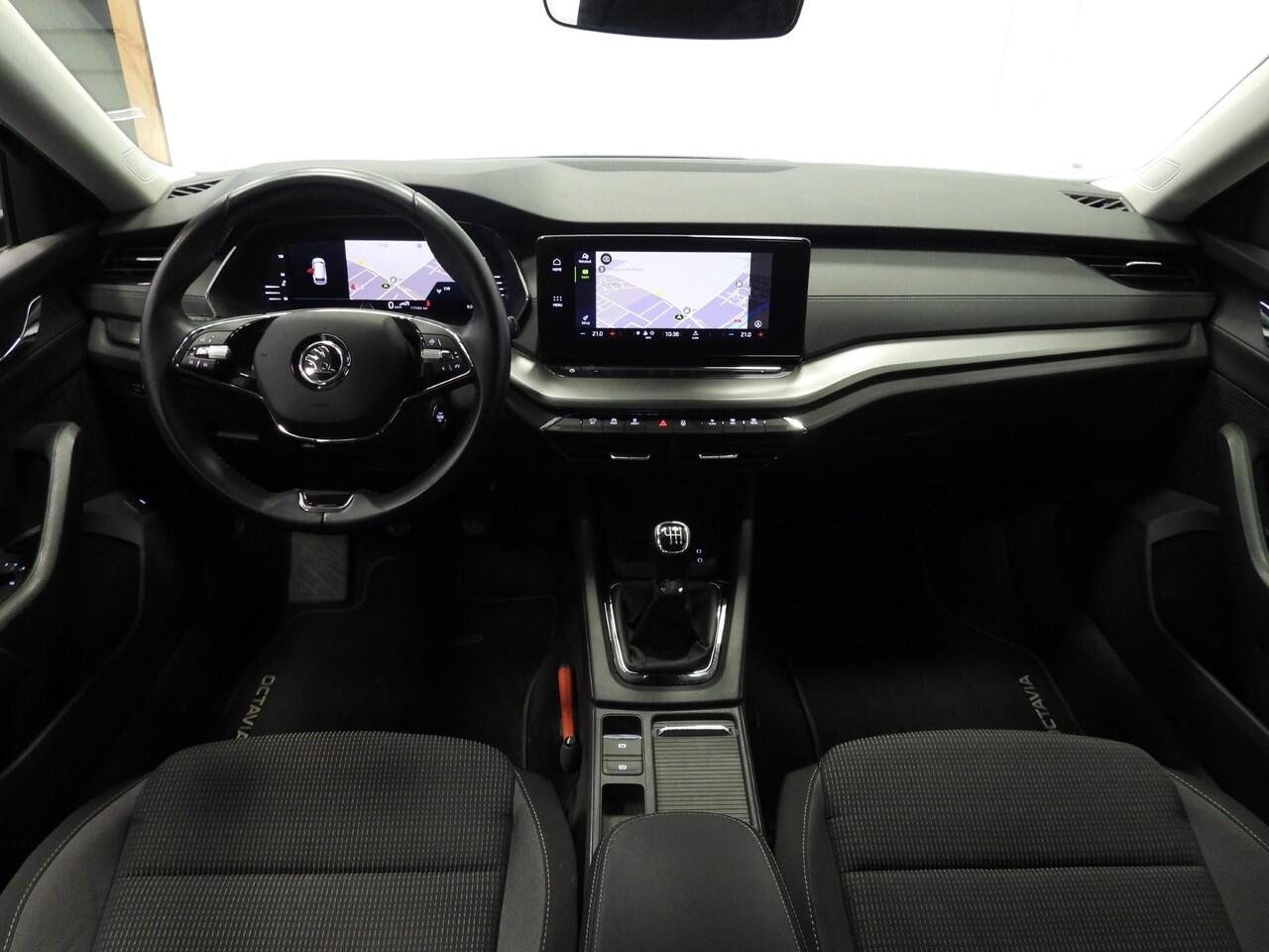 Skoda OCTAVIA Combi 1.0 TSI Business Edition NAVI/VIRTUAL/LED/TREKH/18"LMV!