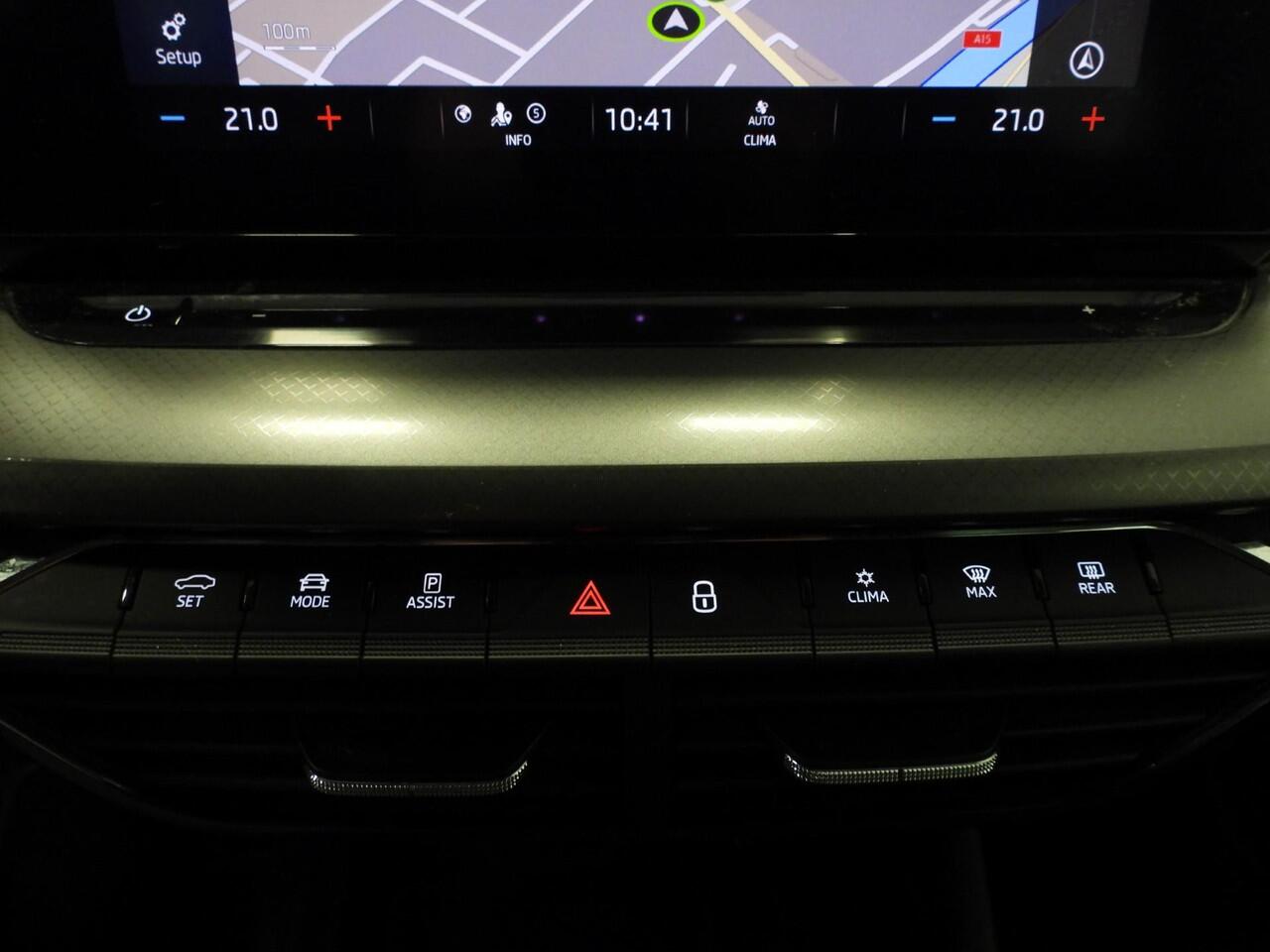 Skoda OCTAVIA Combi 1.0 TSI Business Edition NAVI/VIRTUAL/LED/TREKH/18"LMV!