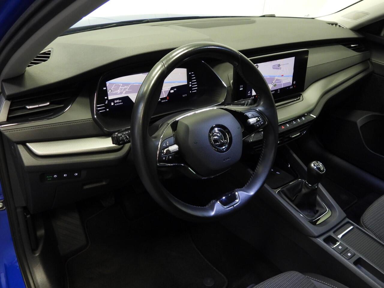 Skoda OCTAVIA Combi 1.0 TSI Business Edition NAVI/VIRTUAL/LED/TREKH/17"LMV!