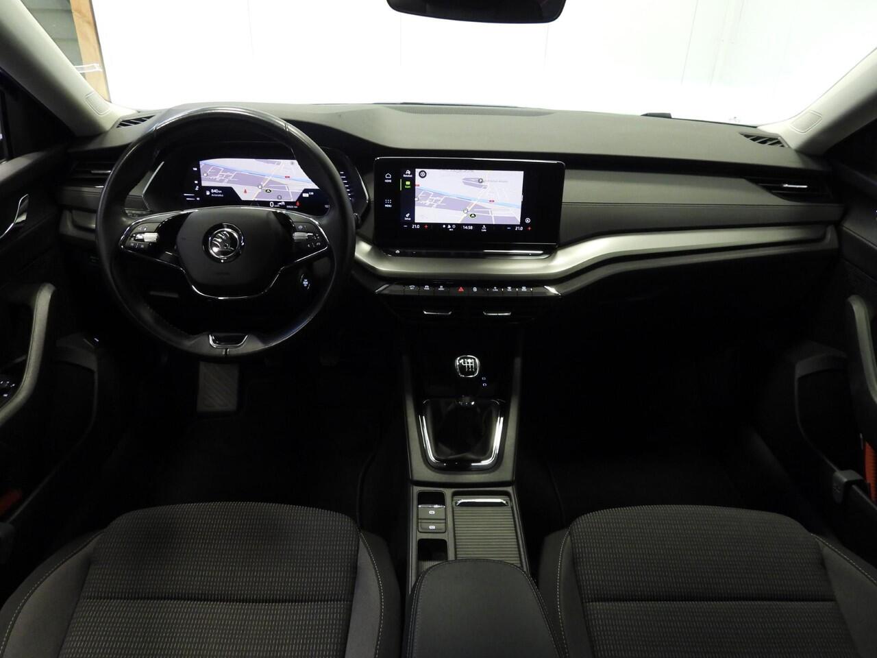 Skoda OCTAVIA Combi 1.0 TSI Business Edition NAVI/VIRTUAL/LED/TREKH/17"LMV!