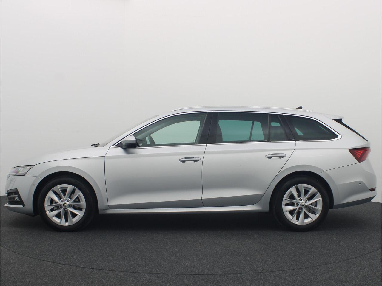 Skoda OCTAVIA Combi 1.0 e-TSI Business Edition Plus AUTOMAAT / LEDER / STOELVERW / CAMERA / KEYLESS / CARPLAY / SFEER / FULL LED / NL-AUTO