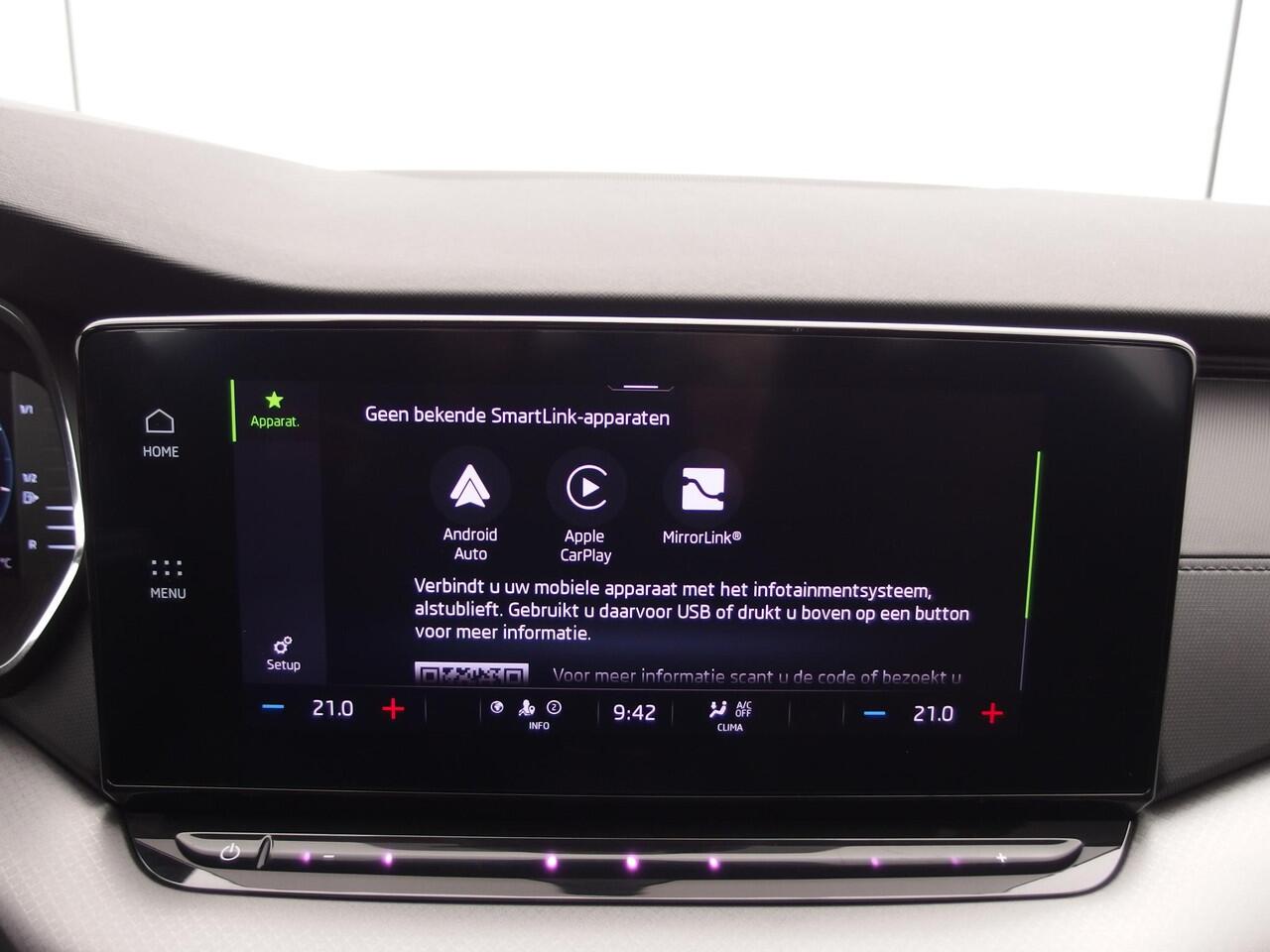Skoda OCTAVIA Combi 1.0 TSI Business Edition TREKHAAK / FULL LED / CARPLAY / DAB+ / PDC / NAVI / CLIMA / ELEK KOFFER / NL-AUTO