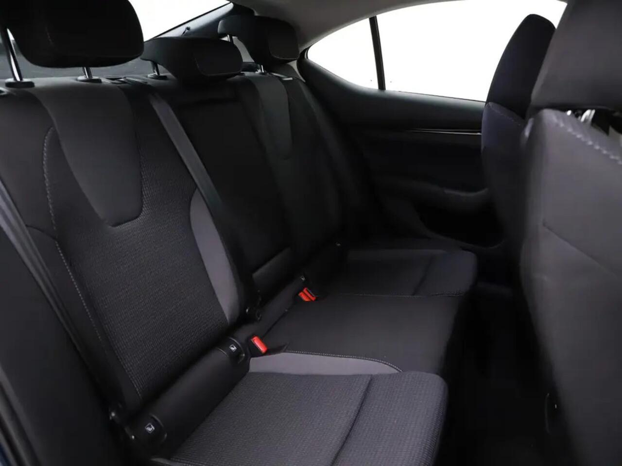 Skoda OCTAVIA 1.0 e-TSI Business Edition