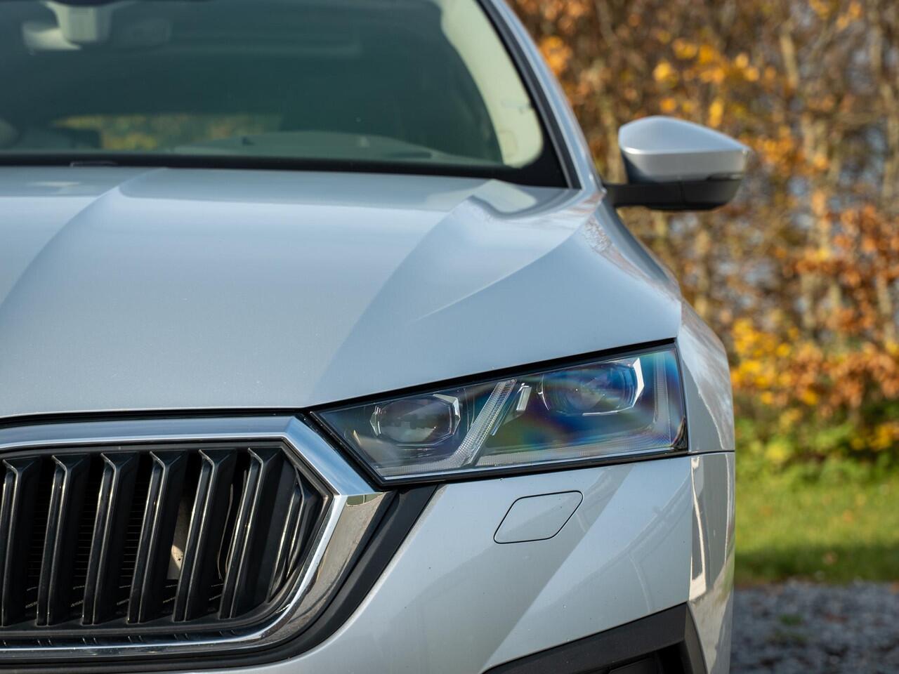 Skoda OCTAVIA Combi 1.4 TSI iV PHEV Business Edition Plus // panorama dak