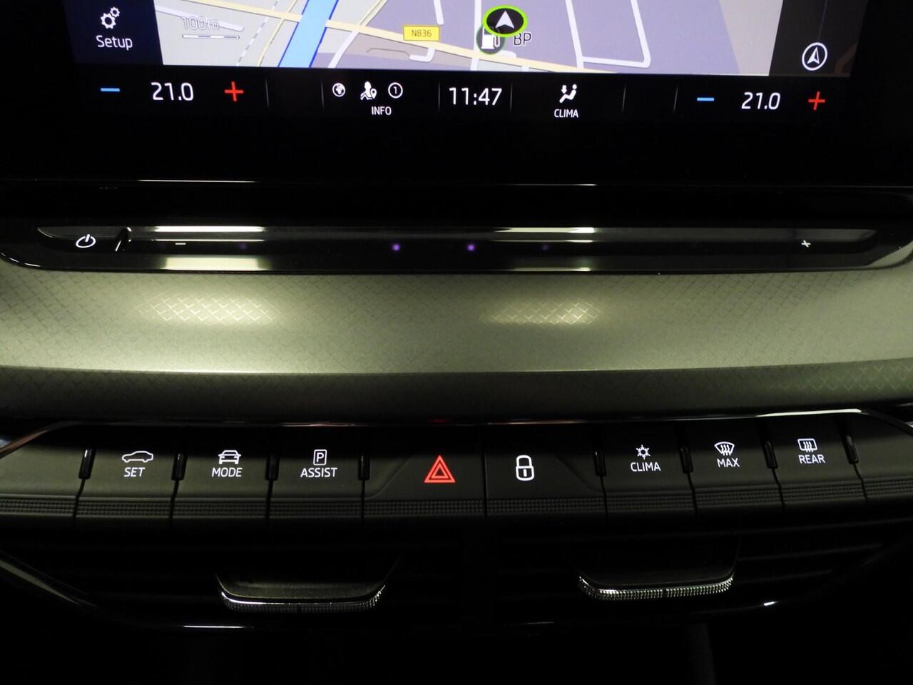 Skoda OCTAVIA Combi 1.0 TSI Business Edition NAVI/VIRTUAL/LED/TREKH/18"LMV!