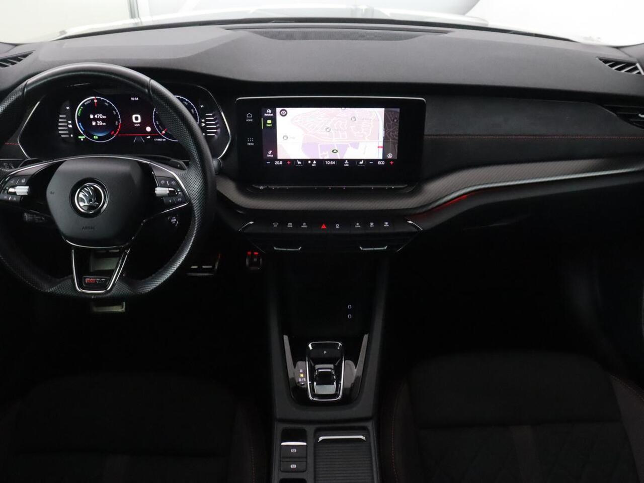 Skoda OCTAVIA 1.4 TSI RS iV PHEV Business | Stoelverwarming | Adaptive cruise | Matrix LED | Side Assist | Camera | Carplay | Navigatie | Sfeerverlichting | Virtual Cockpit | Sportstoelen | Plug In