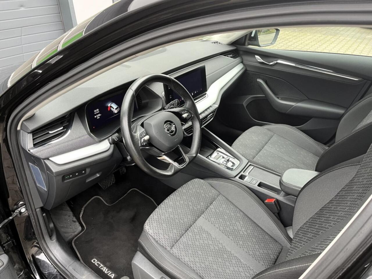 Skoda OCTAVIA 1.4 TSI IV BNSED. / Adpv. Cruise Control / StuurenStoel Verwarming