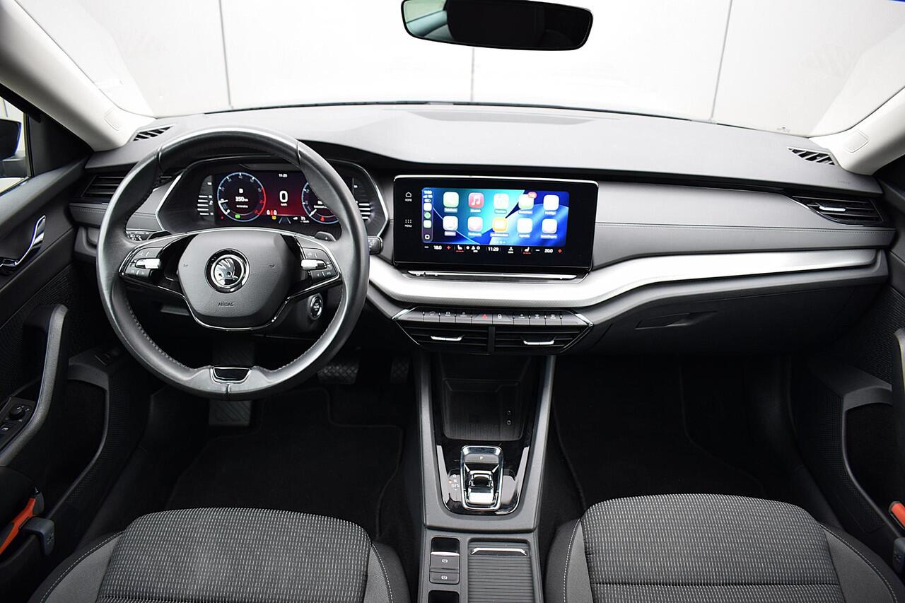 Skoda OCTAVIA Combi 1.0 e-TSI Business Edition | Apple CarPlay | Stoelverw. | Camera | Sportstoelen